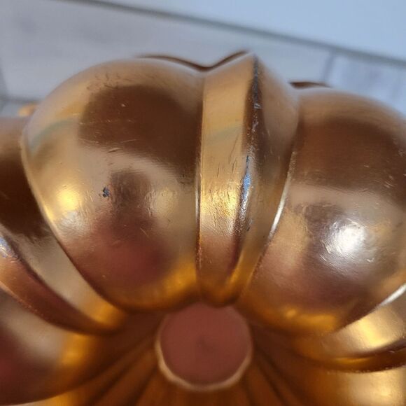 Vintage Copper Aluminum Bundt Style Jello Mold Mid Century Decorative Piece - Picture 7 of 10